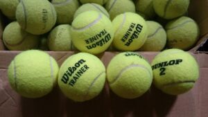 Banh tennis cũ được sử dụng trong trường hợp nào?