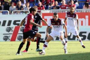 Kèo Cagliari vs Bologna 2h00 21/10 tranh giải bóng đá Ý