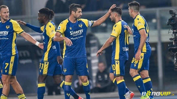 Hellas Verona hiện đang đứng thứ 15 trên BXH với thành tích bết bát