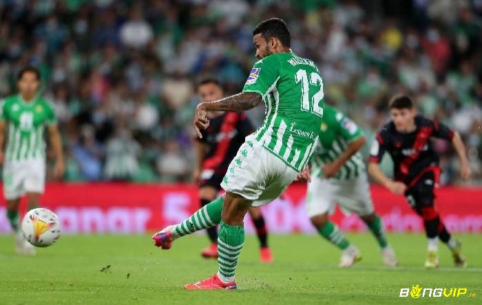 Soi kèo Real Betis vs Rayo Vallecano.