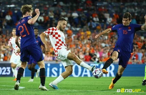 Croatia vượt qua chủ nhà Hà Lan để vào chơi trận chung kết