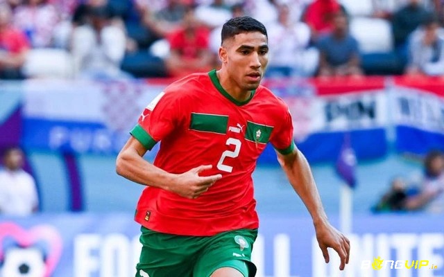 Achraf Hakimi tài năng với sự nguy hiểm trên sân cỏ ở tốc độ và khả năng đọc tình huống