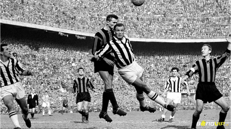 Top 10 cầu thủ xuất săc nhất Serie A: John Charles