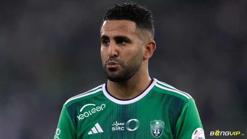 Top 10 cầu thủ có thu nhập cao nhất - Riyadh Mahrez – Al Ahli (35 triệu euro)