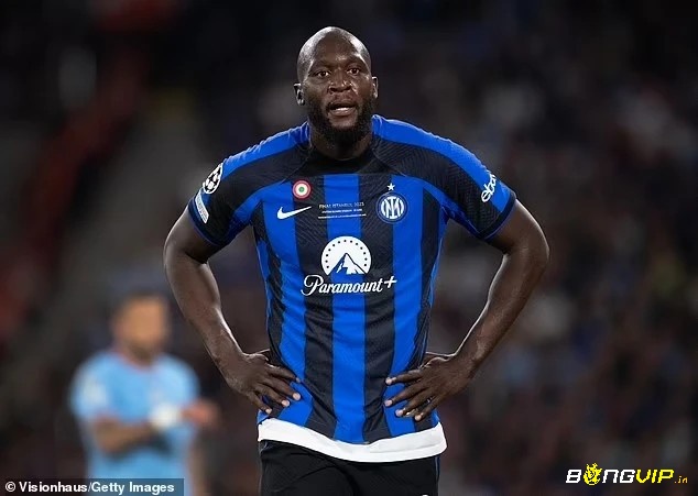 Top 10 cầu thủ dứt điểm tốt nhất xuất sắc là Romelu Lukaku