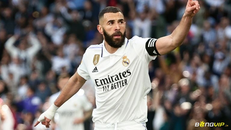 Top 10 cầu thủ dứt điểm tốt nhất - Karim Benzema