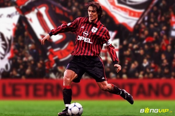 Paolo Maldini chính là biểu tượng của AC Milan