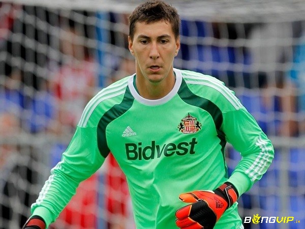 Costel Pantilimon là cầu thủ bóng đá cao nhất thế giới có sự nghiệp tốt nhất