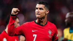 Cầu thủ nhiều fan nhất thế giới trên MXH: Ronaldo top 1