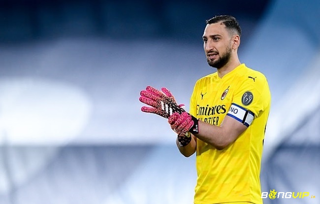 Gianluigi Donnarumma là một thủ môn xuất sắc với sức cản phá mạnh mẽ