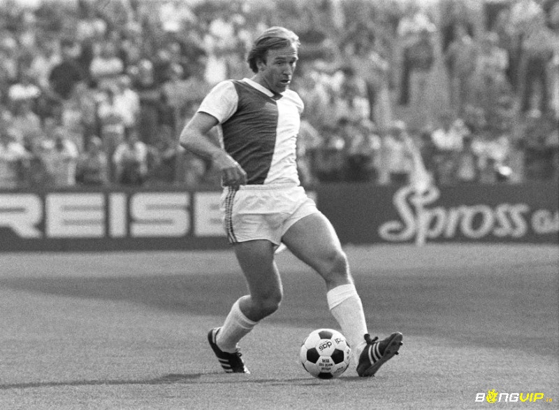 Gunter Netzer tại Grasshopper Club Zürich