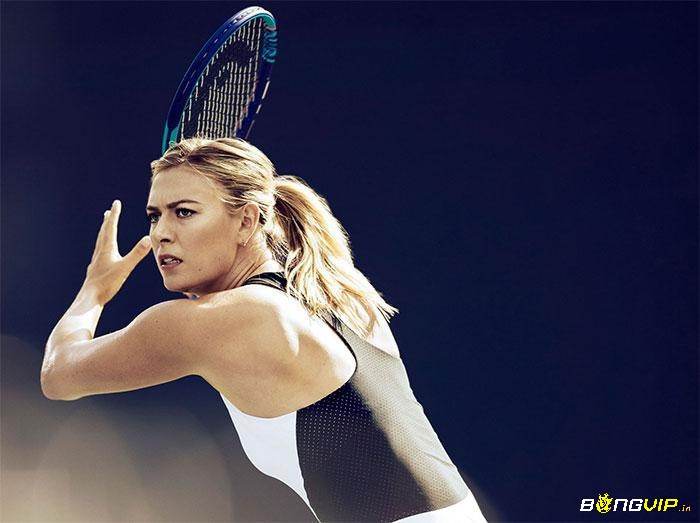 Maria Sharapova bắt đầu bộc lộ khả năng quần vợt từ rất sớm