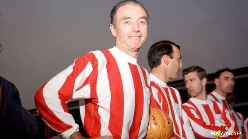 Stanley Matthews chứng minh rằng tuổi tác không phải là rào cản để đạt được thành công