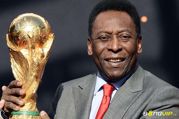 Pelé đã có những pha kiến tạo cực đẹp mắt và chuyên nghiệp