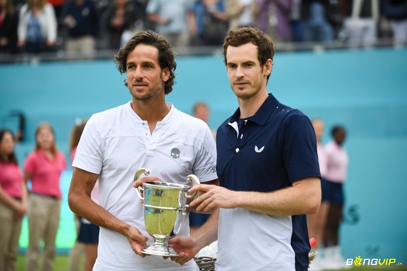 Tiểu sử Andy Murray cũng có nhiều thành tích đôi khi hợp tác cùng Feliciano Lopez và anh trai của mình