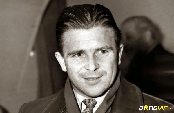 Sự nghiệp huấn luyện trong tiểu sử Ferenc Puskas