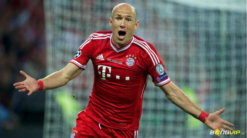 Những cầu thủ sút xa hay nhất thế giới - Arjen Robben